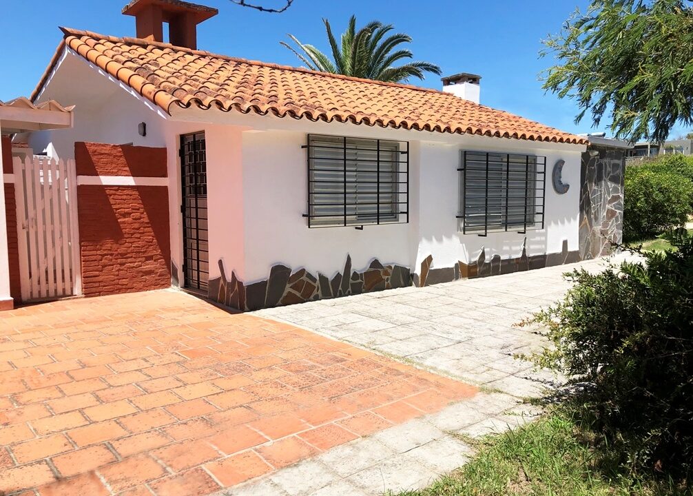 06 El Chalet Exterior