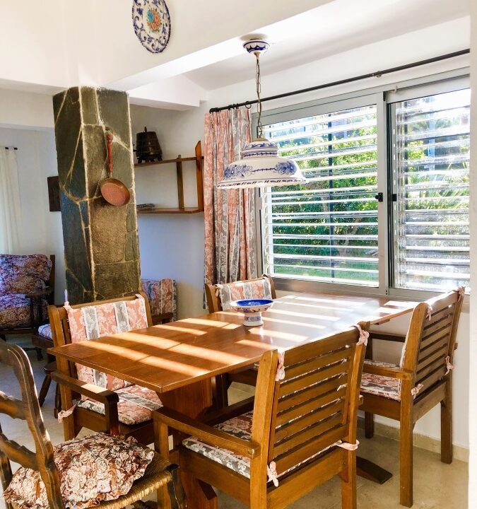 14 El Chalet Comedor