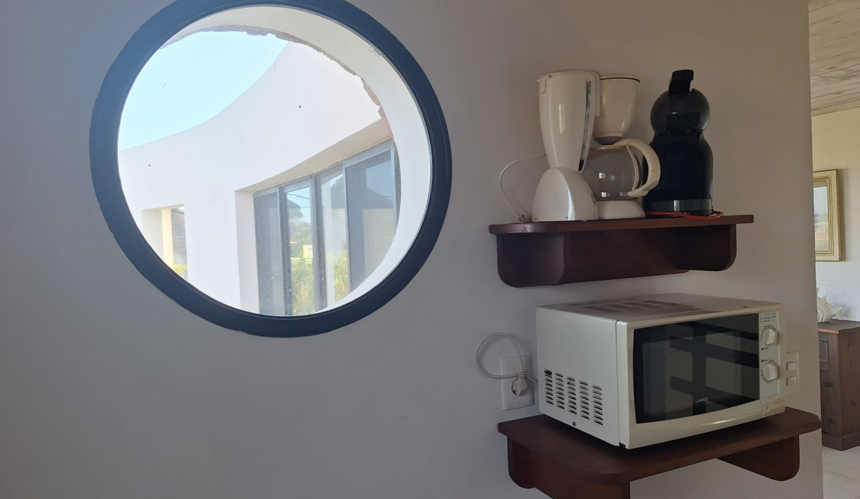 d463b9d0-5ee9-45b0-a1b9-2f84efd50c78