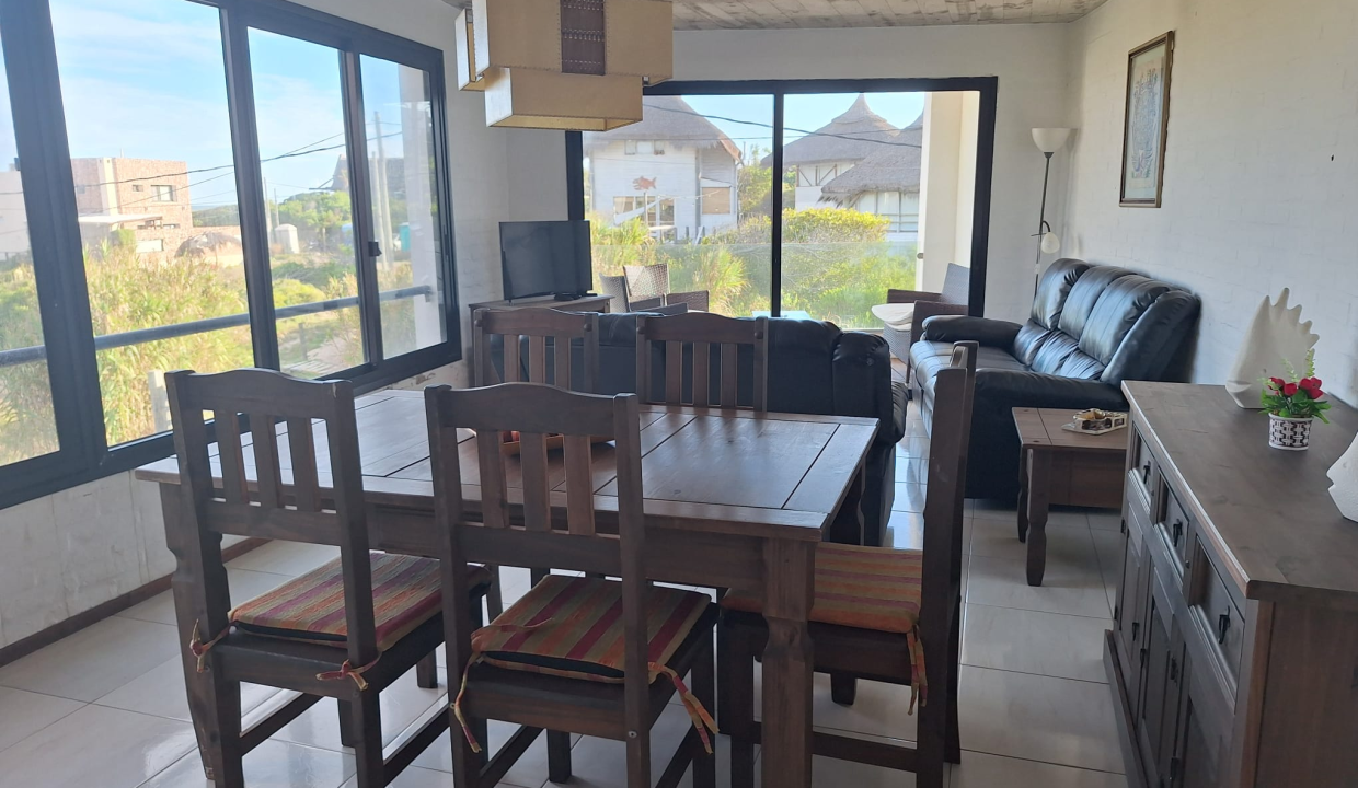 fe0c90c8-e65e-4490-b05c-1dbcdb214f17