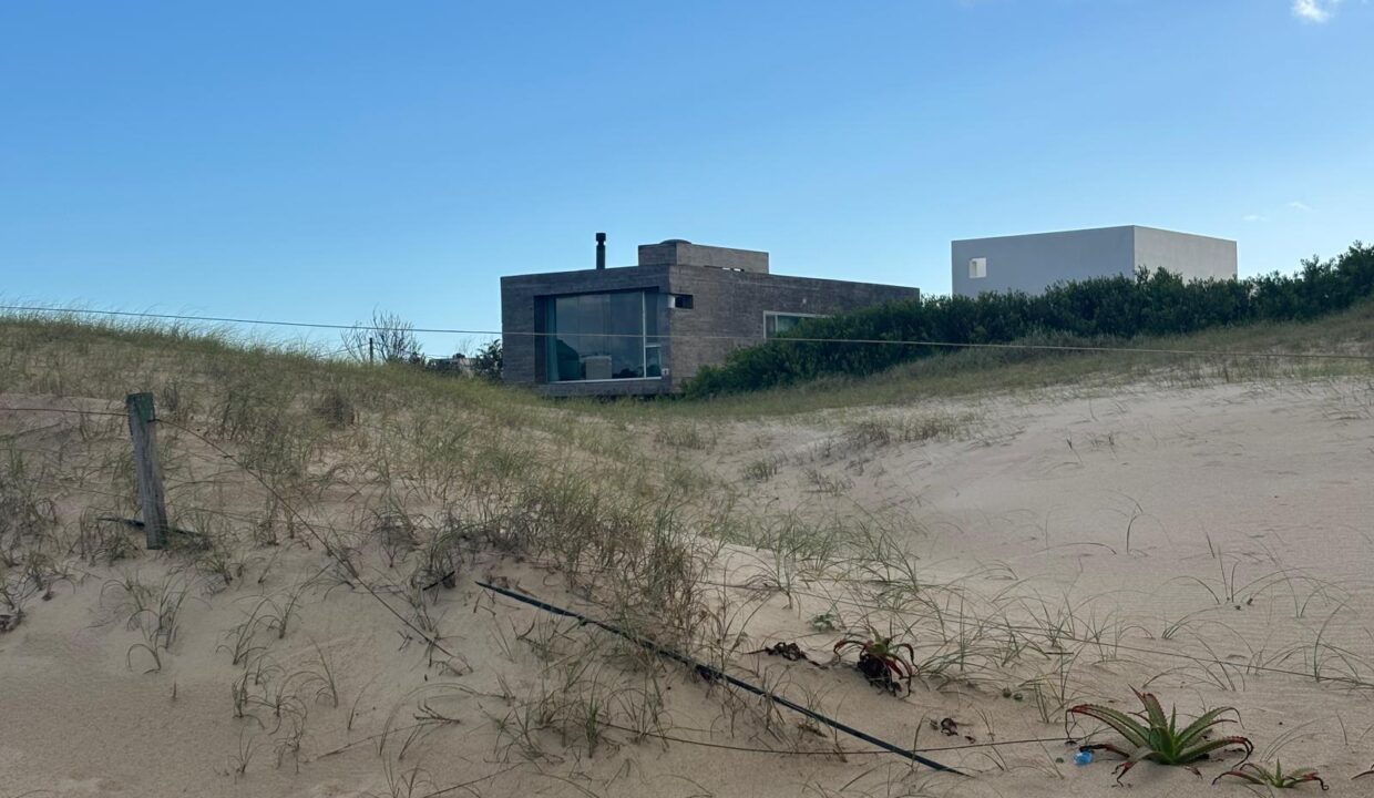 6b5f2e57-092d-4987-912c-c23e8c6ed66e