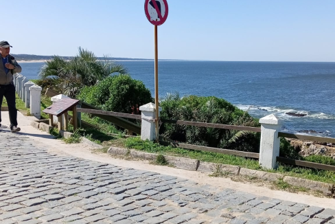 75cc0889-b0ca-4cdb-8506-8f7409b25eef