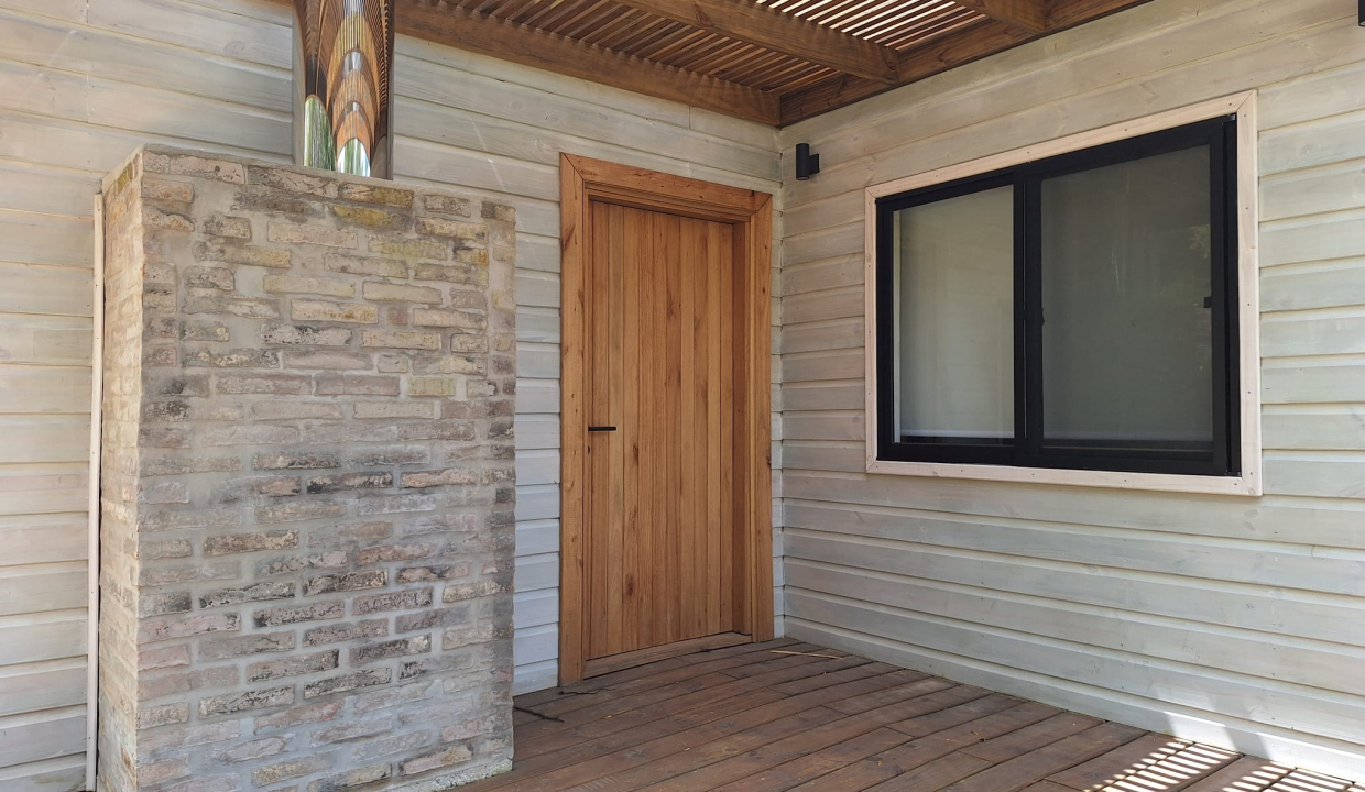 d709e933-f4de-4eff-aa24-e97b4c15b37a