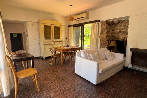 eb128dfb-17ae-4999-9c44-55f84f84166e