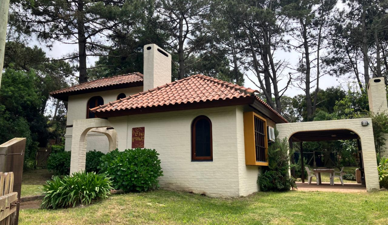 9ebb6d79-2286-4c63-89e8-b37d8d4a8d05